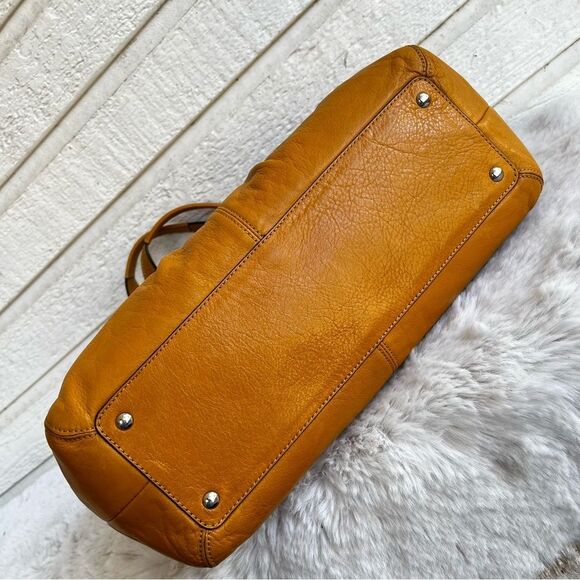 COACH Yellow Butter Fall Y2K Gallery Hampton East West Tote Shoulder Bag SoHo - Picture 7 of 12